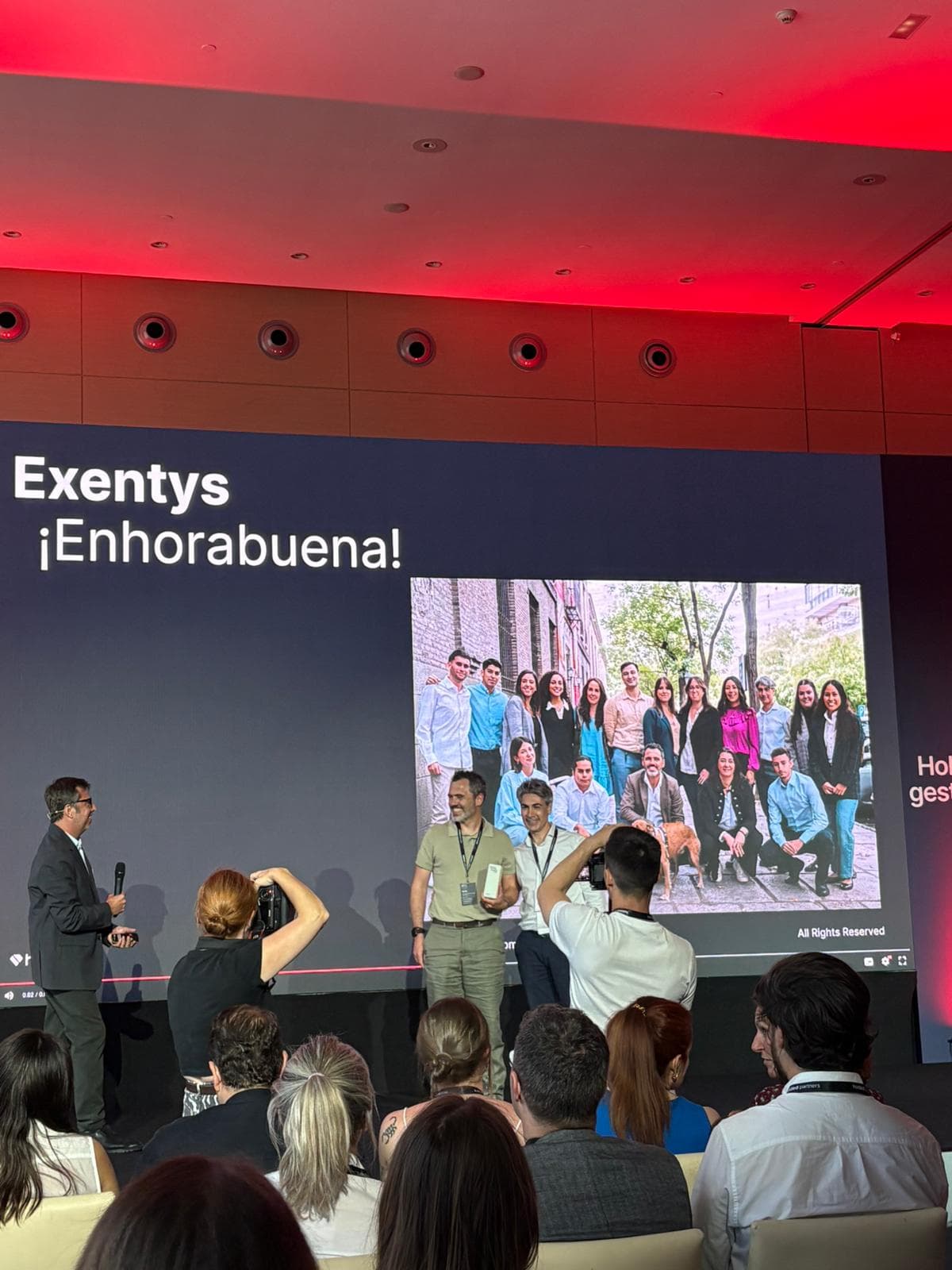 Entrega de galardones a partners en el evento Holded Partner Day